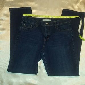 Levi's 505 straight leg 16" laying flat 🚫size tag